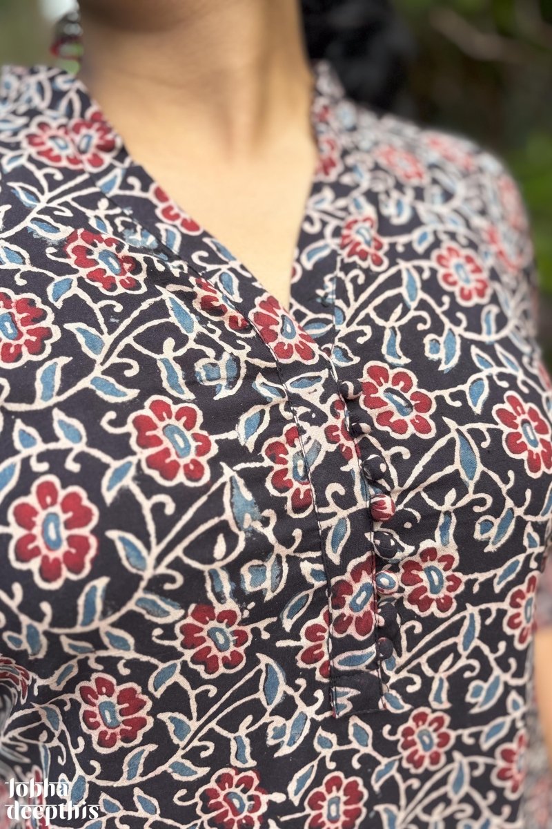 Rasbhara Black Straight Kurta - Lobha Deepthis