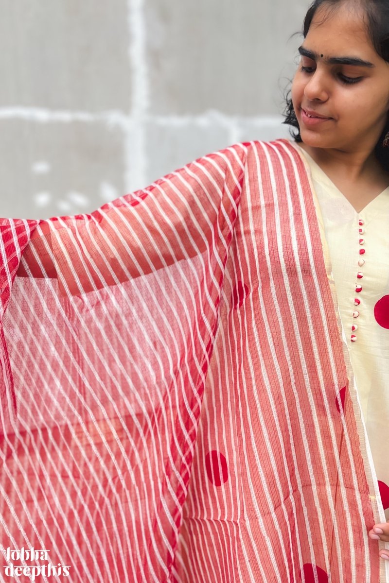 Red Stripes on Cream Sanganeri Kota Doria Dupatta - Lobha Deepthis