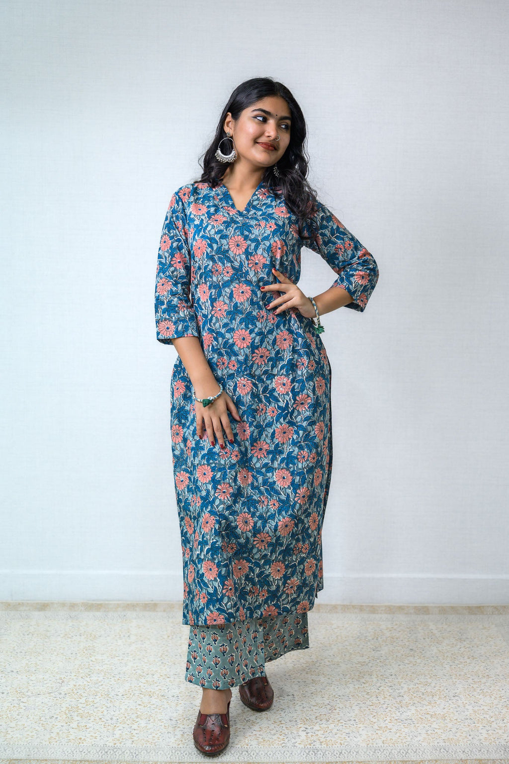 Set of 2 - Asagi Sanganeri Cotton Straight Kurta and Pants - Lobha Deepthis