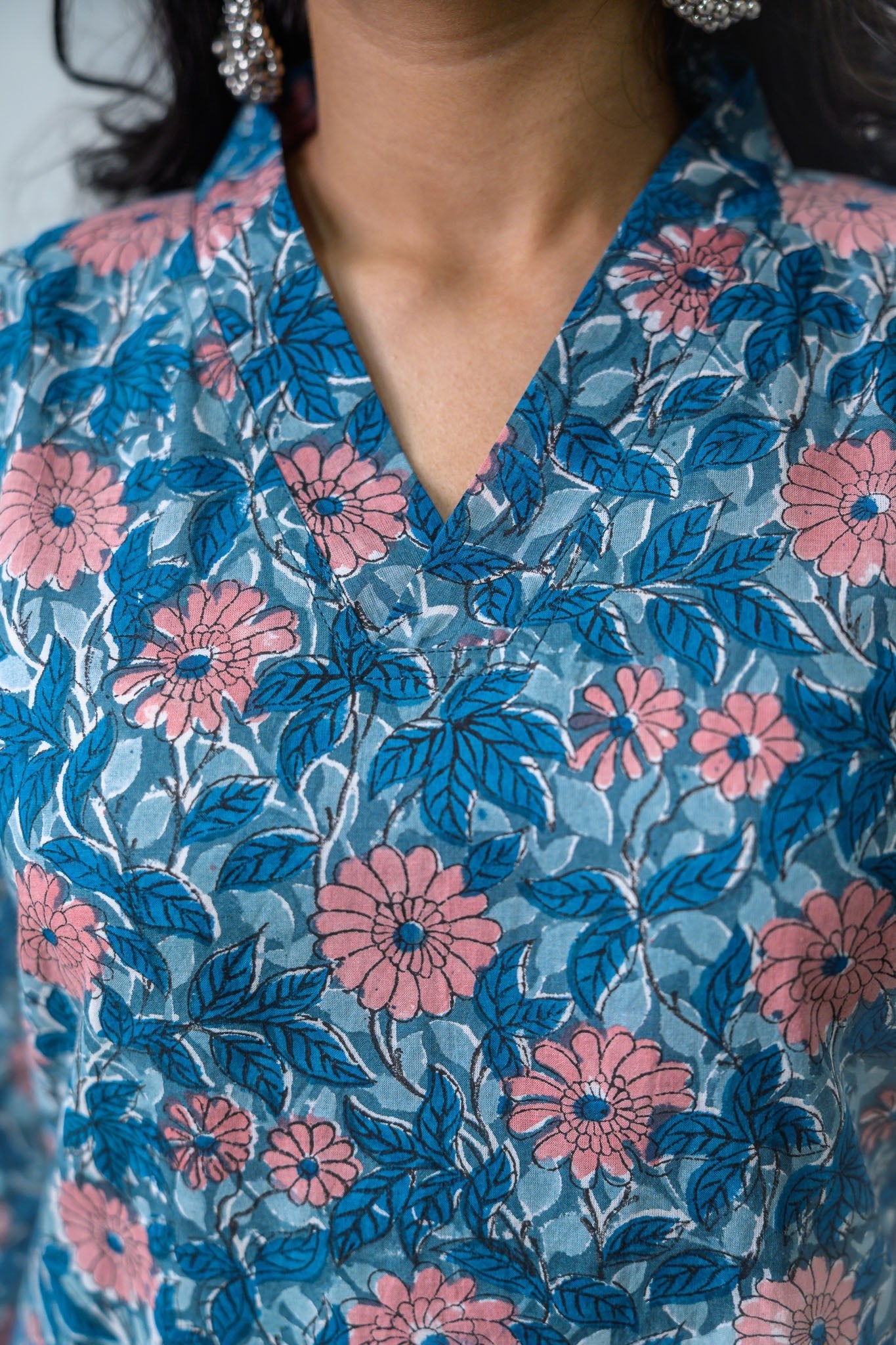 Set of 2 - Asagi Sanganeri Cotton Straight Kurta and Pants - Lobha Deepthis