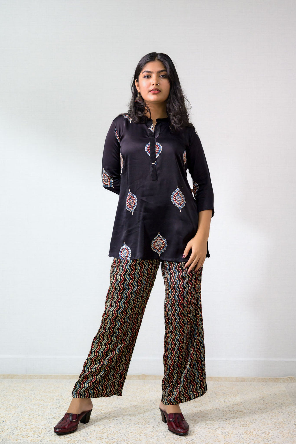 Set of 2 - Black Pihu Modal Ajrakh Short Top & Parallel Pants - Lobha Deepthis