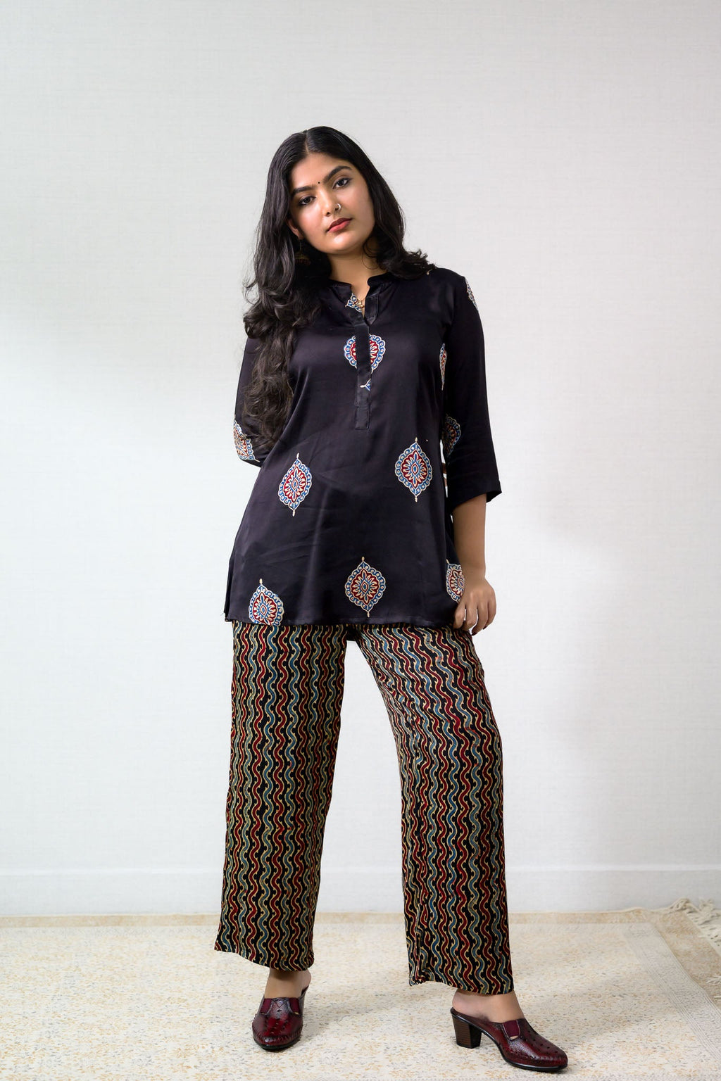 Set of 2 - Black Pihu Modal Ajrakh Short Top & Parallel Pants - Lobha Deepthis