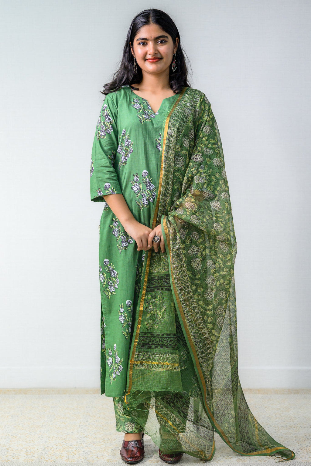 Set of 2 - Emerald Blossoms Dabu Kurta & Pants Set - Lobha Deepthis