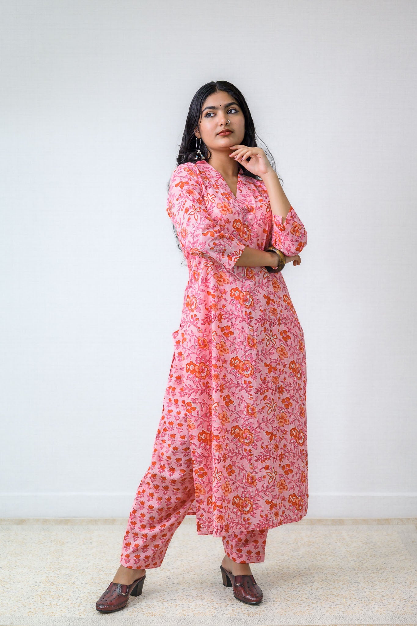 Set of 2 - Gulabiya Sanganeri Cotton Straight Kurta and Pants - Lobha Deepthis