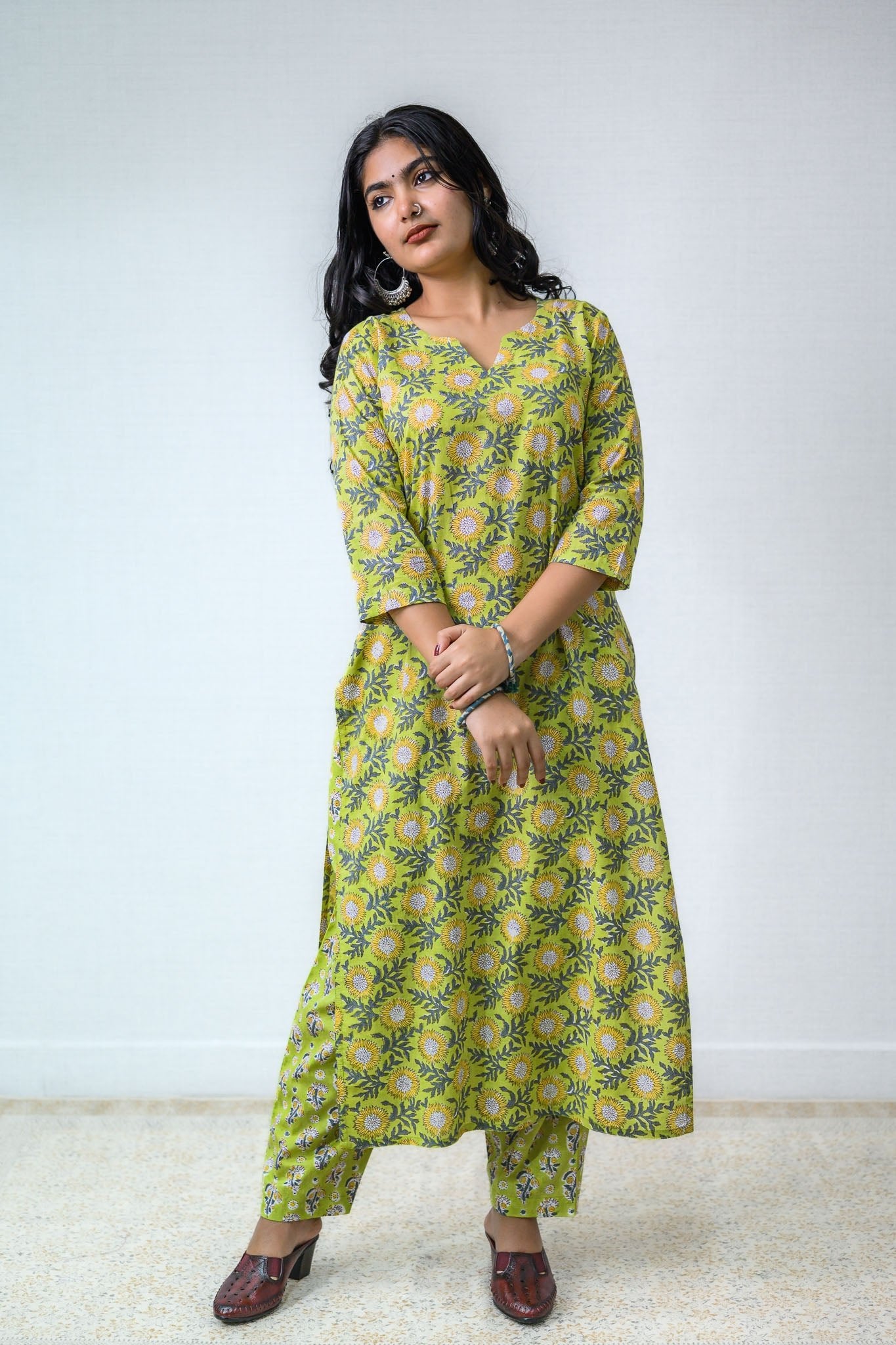 Set of 2 - Himawari Sanganeri Cotton Straight Kurta and Pants - Lobha Deepthis