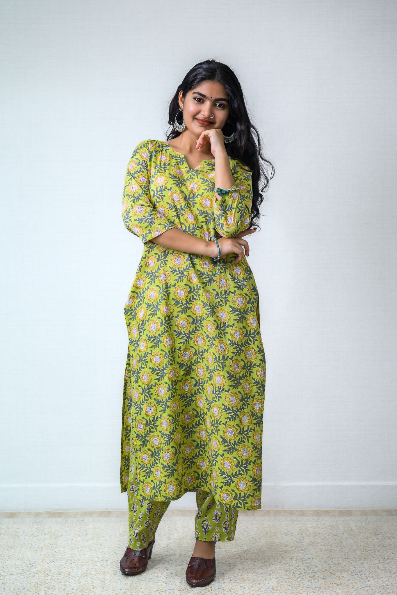 Set of 2 - Himawari Sanganeri Cotton Straight Kurta and Pants - Lobha Deepthis