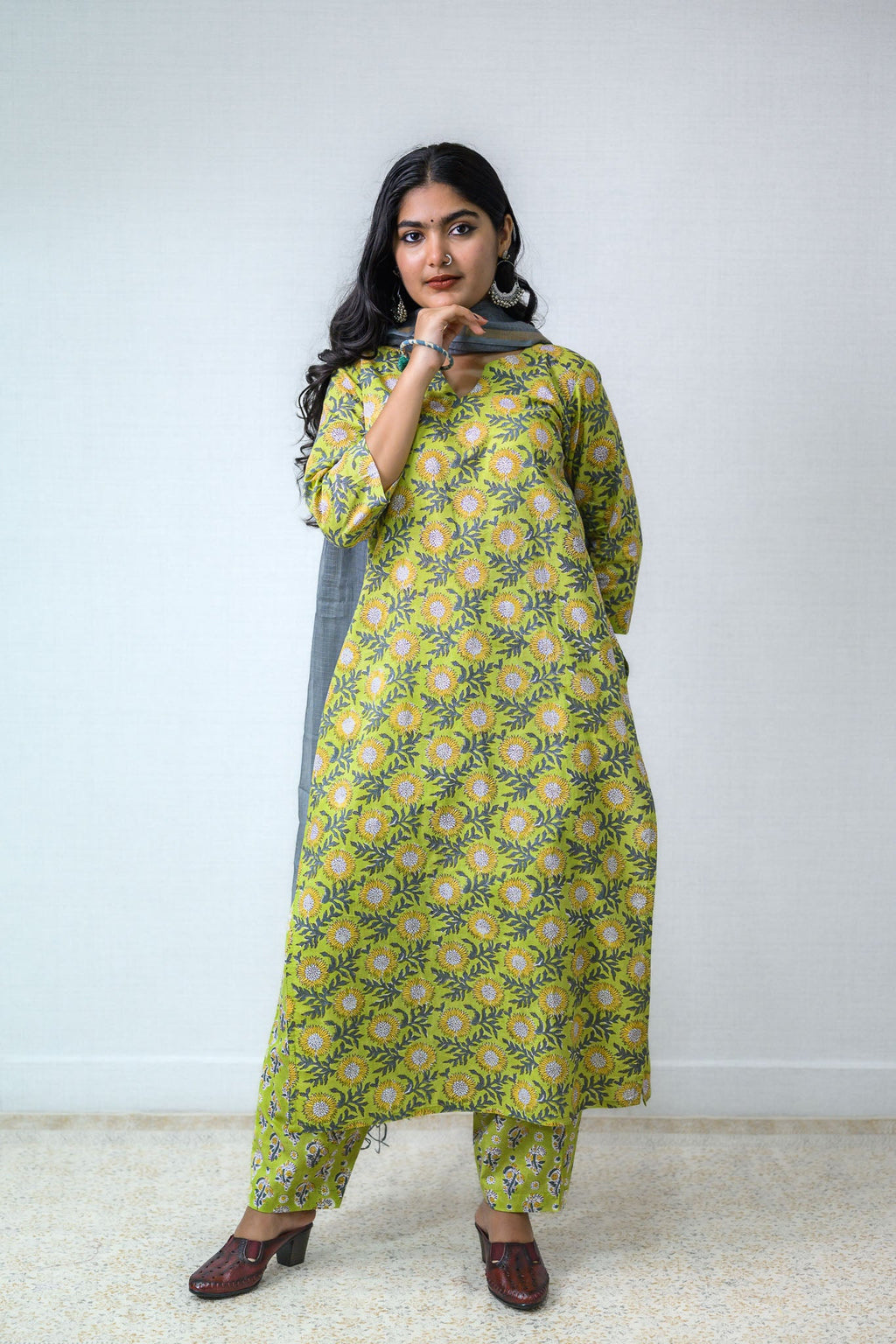 Set of 2 - Himawari Sanganeri Cotton Straight Kurta and Pants - Lobha Deepthis