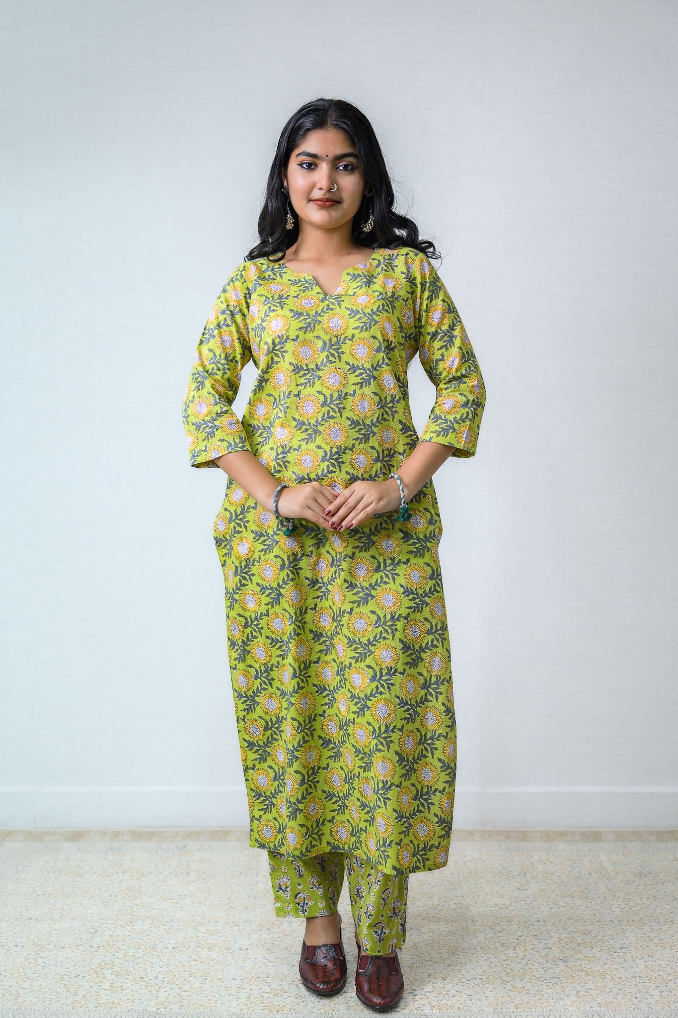 Set of 2 - Himawari Sanganeri Cotton Straight Kurta and Pants - Lobha Deepthis