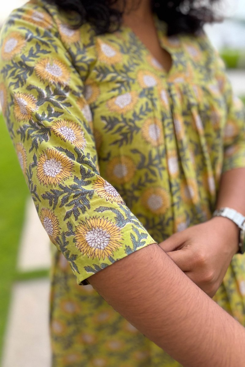 Set of 2 - Himawari Sanganeri Short Kurta & Palazzo - Lobha Deepthis