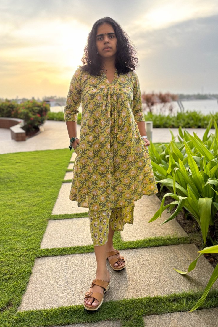 Set of 2- Himawari Sanganeri Short Kurta & Palazzo