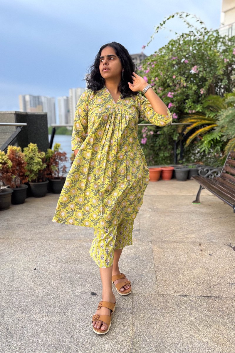 Set of 2 - Himawari Sanganeri Short Kurta & Palazzo - Lobha Deepthis