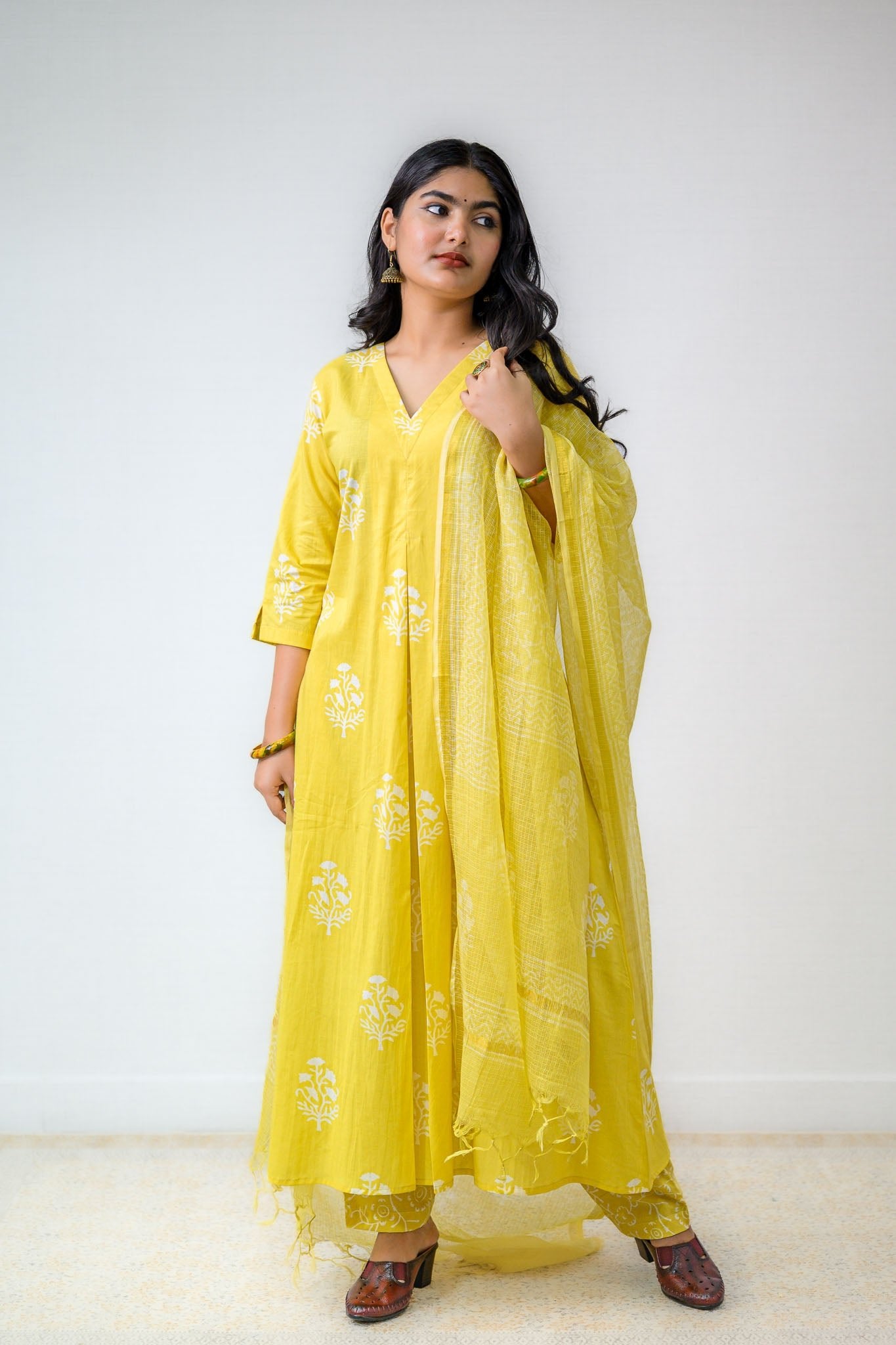 Set of 2 - Jamanthi on Yellow Sanganeri Kurta & Pants Set - Lobha Deepthis