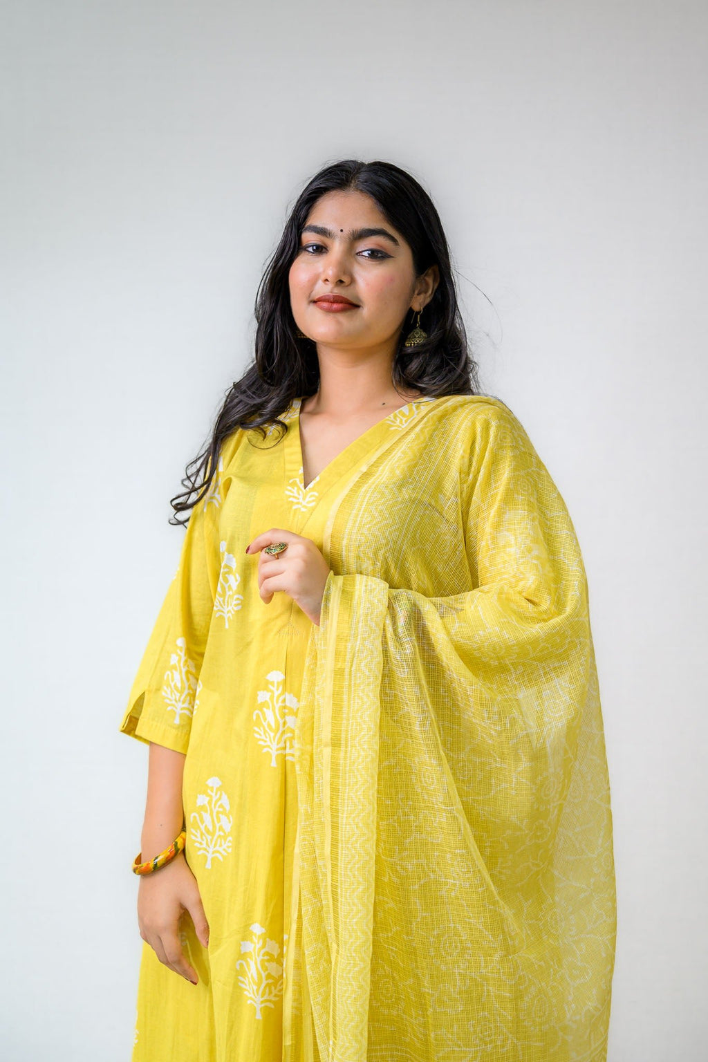 Set of 2 - Jamanthi on Yellow Sanganeri Kurta & Pants Set - Lobha Deepthis