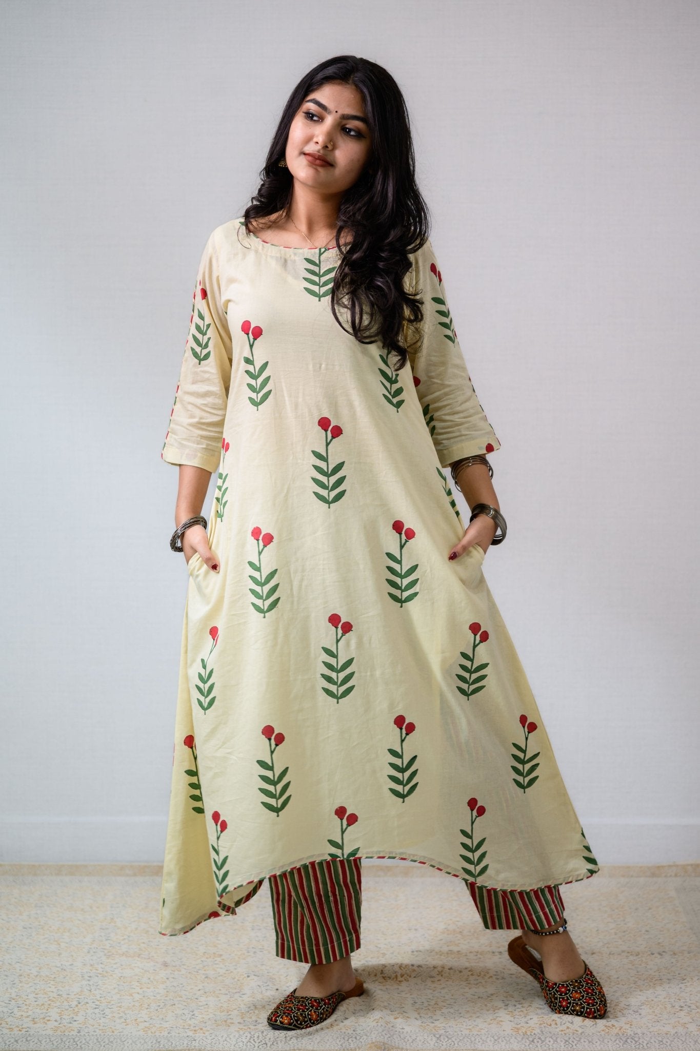 Set of 2 - Rose Buds on Cream High Low Kurta & Pants Set - Lobha Deepthis