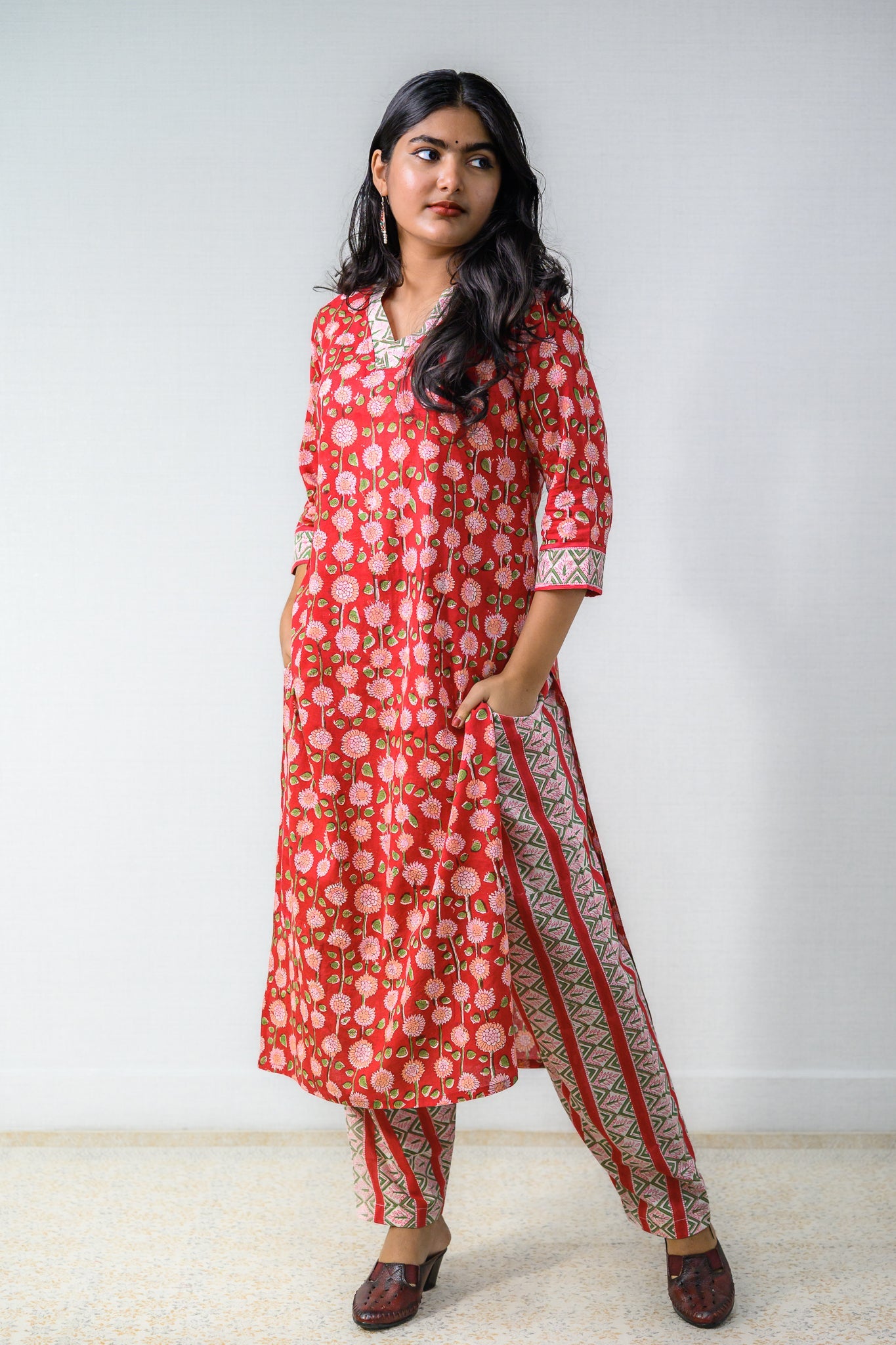 Set of 2 - Scarlet Sanganeri Cotton Kurta & Pants Set - Lobha Deepthis