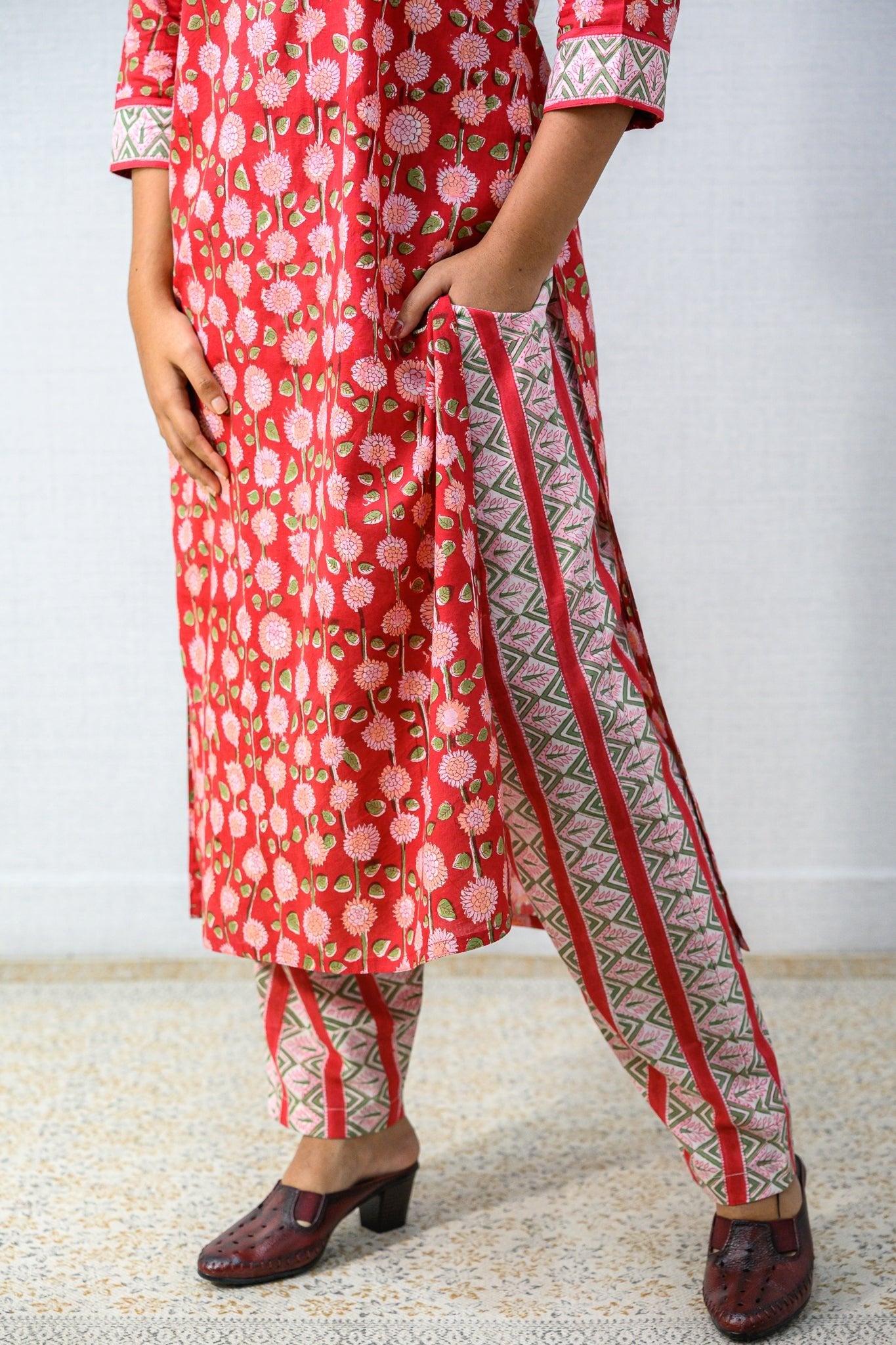 Set of 2 - Scarlet Sanganeri Cotton Kurta & Pants Set - Lobha Deepthis