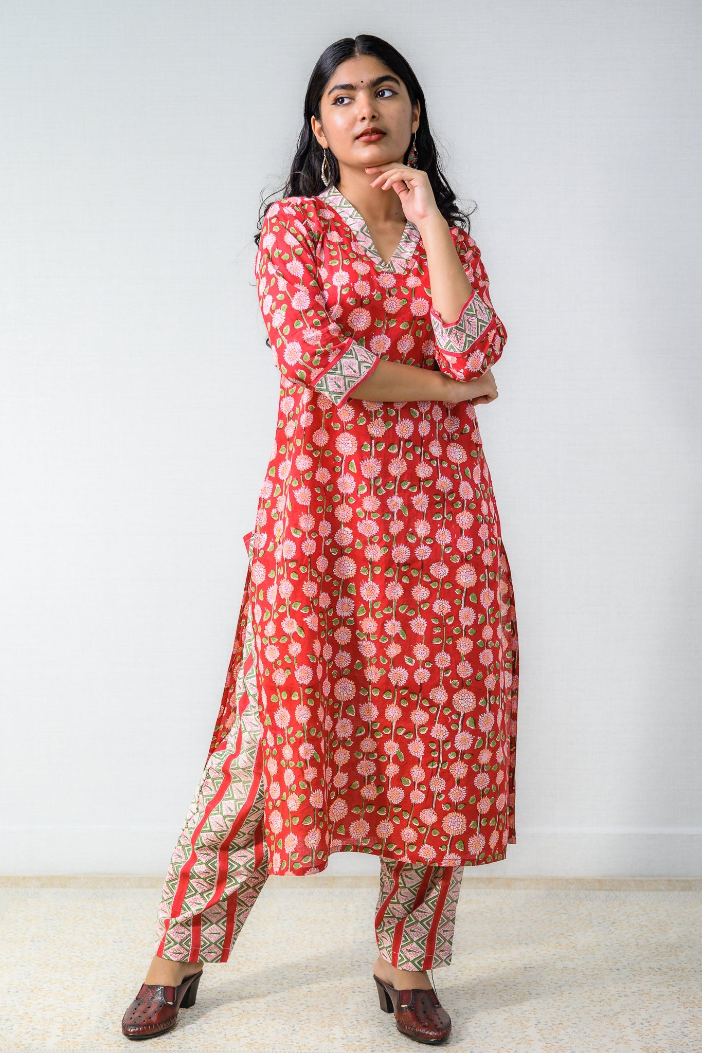 Set of 2 - Scarlet Sanganeri Cotton Kurta & Pants Set - Lobha Deepthis