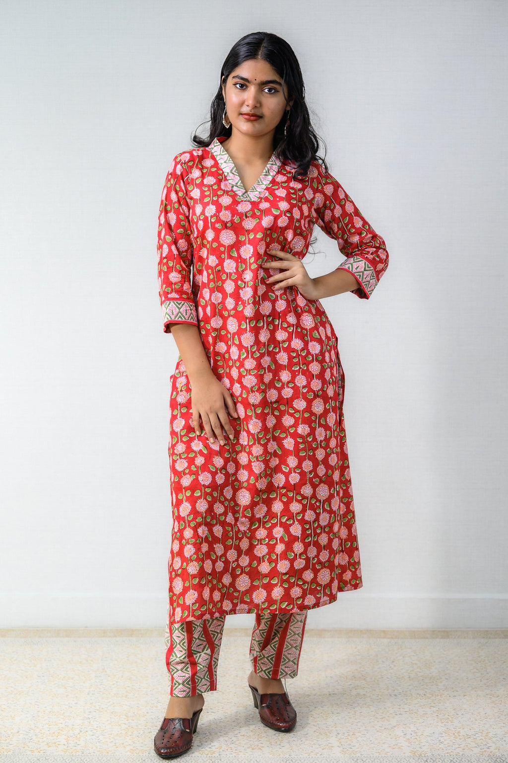 Set of 2 - Scarlet Sanganeri Cotton Kurta & Pants Set - Lobha Deepthis