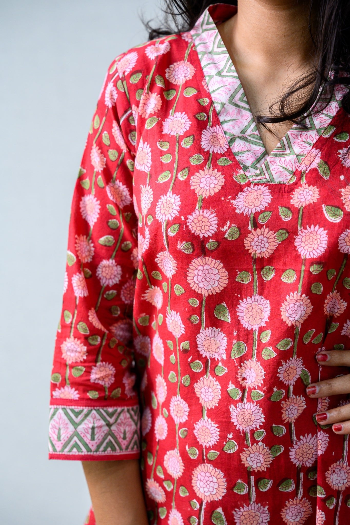 Set of 2 - Scarlet Sanganeri Cotton Kurta & Pants Set - Lobha Deepthis