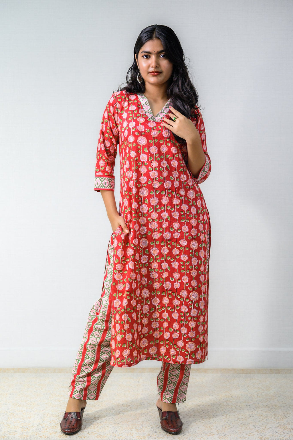 Set of 2 - Scarlet Sanganeri Cotton Kurta & Pants Set - Lobha Deepthis