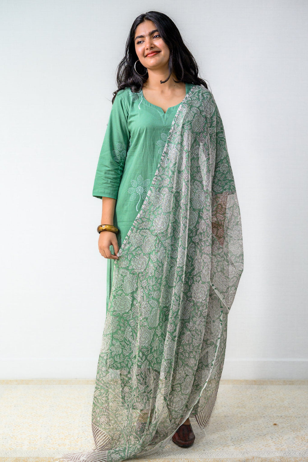 Set of 2 - Willlow Sanganeri Cotton Kurta & Pants Set - Lobha Deepthis