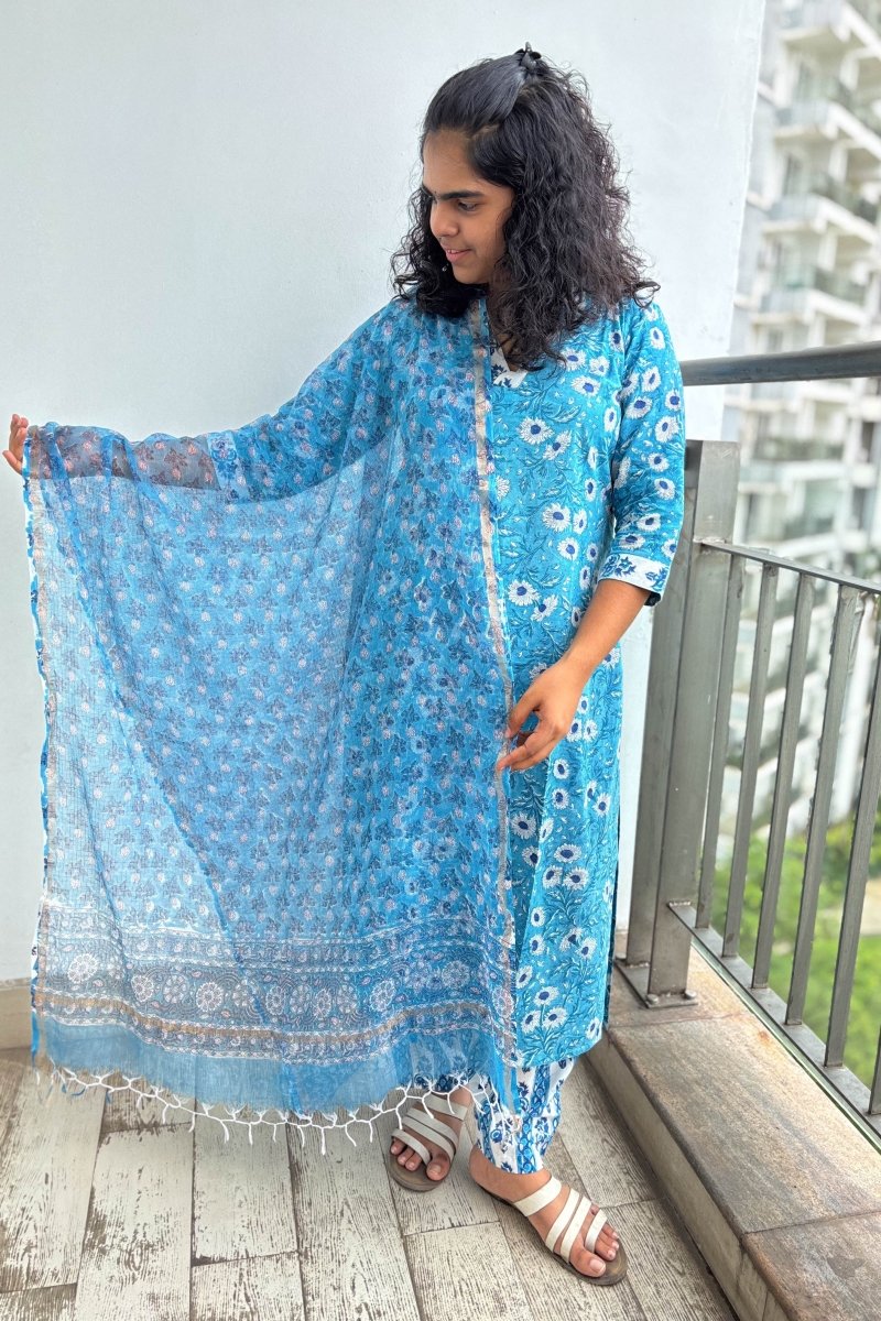 Sorai Sanganeri Handprinted Kota Doria Dupatta - Lobha Deepthis