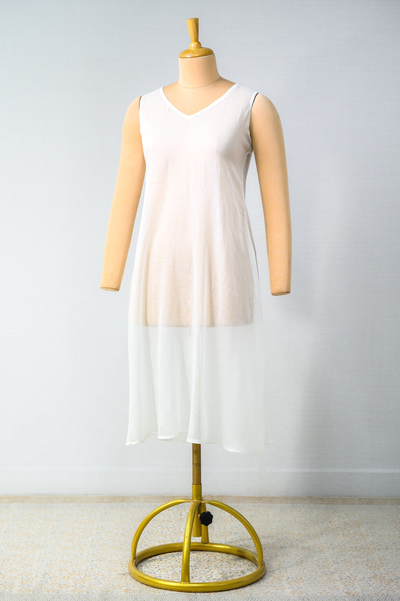 White Mul Cotton V Neck Aline Inner Slip - Lobha Deepthis