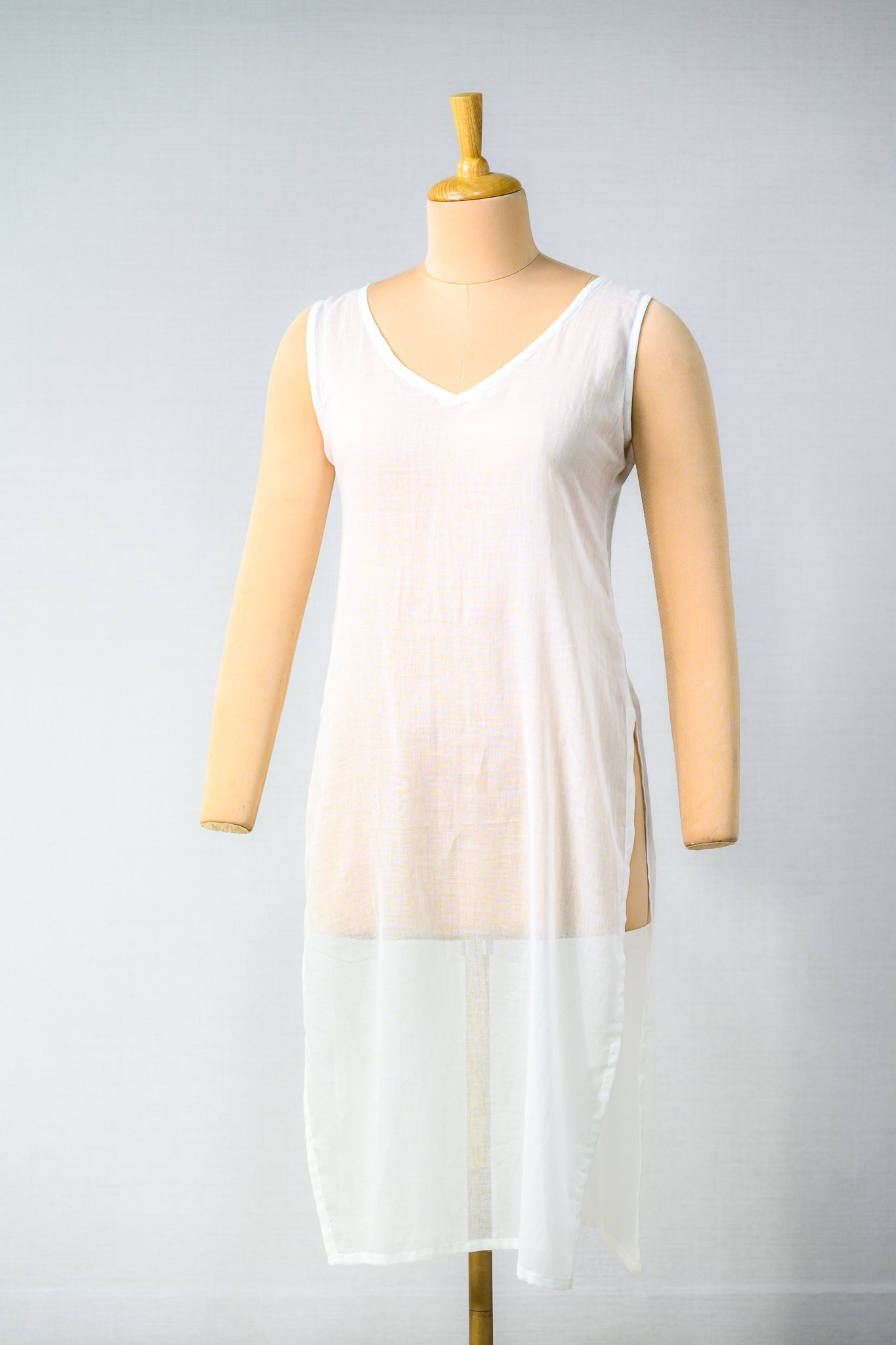 White Mul Cotton V Neck Slitted Inner Slip - Lobha Deepthis