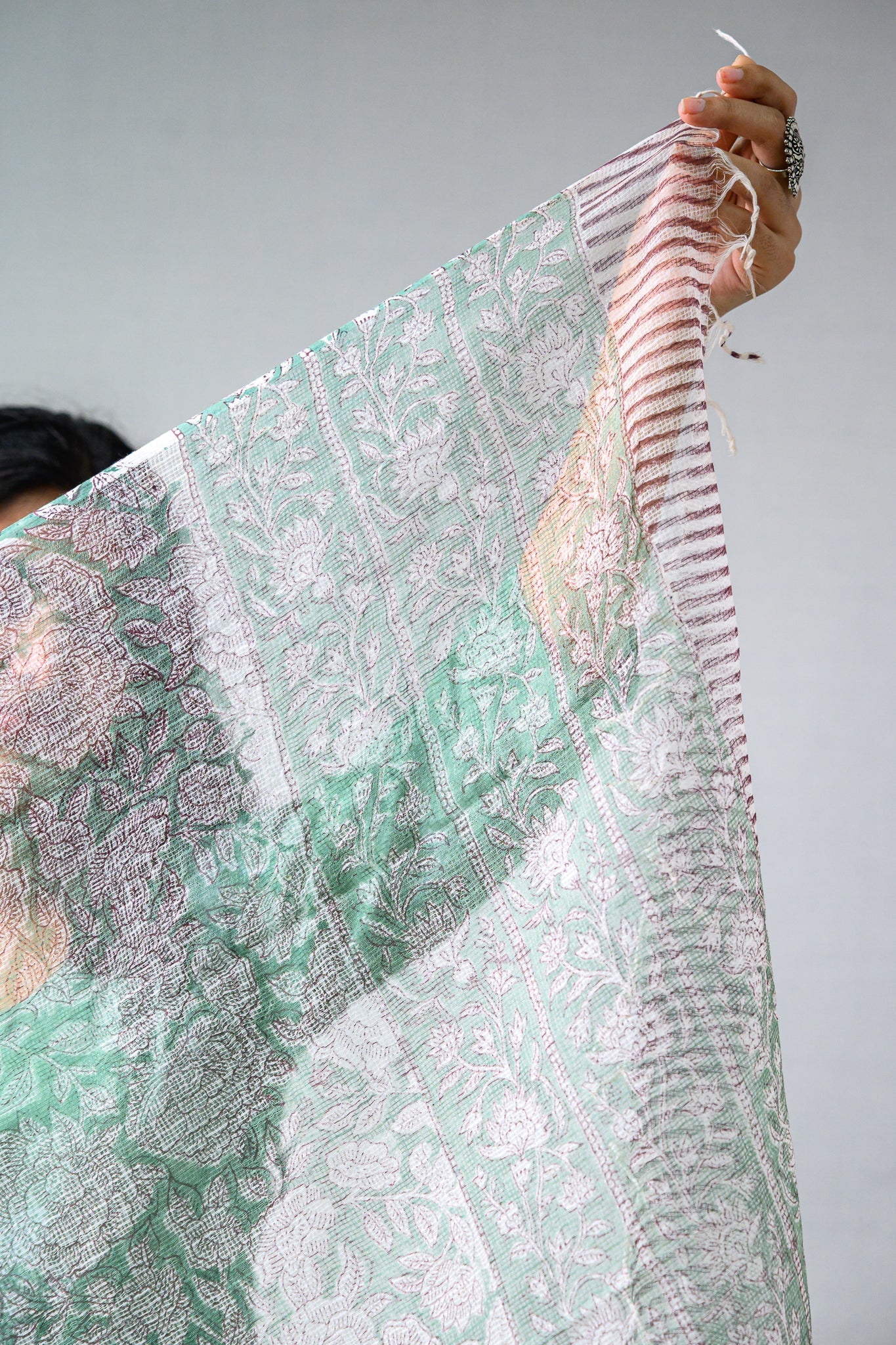 Willow Green Sanganeri Kota Doria Dupatta - Lobha Deepthis