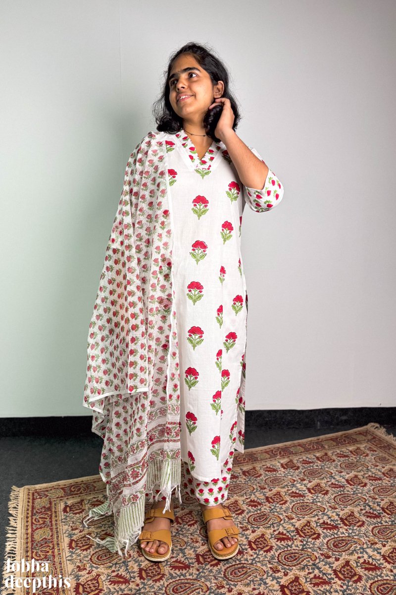 Winter Lilies Sanganeri Kota Doria Dupatta - Lobha Deepthis