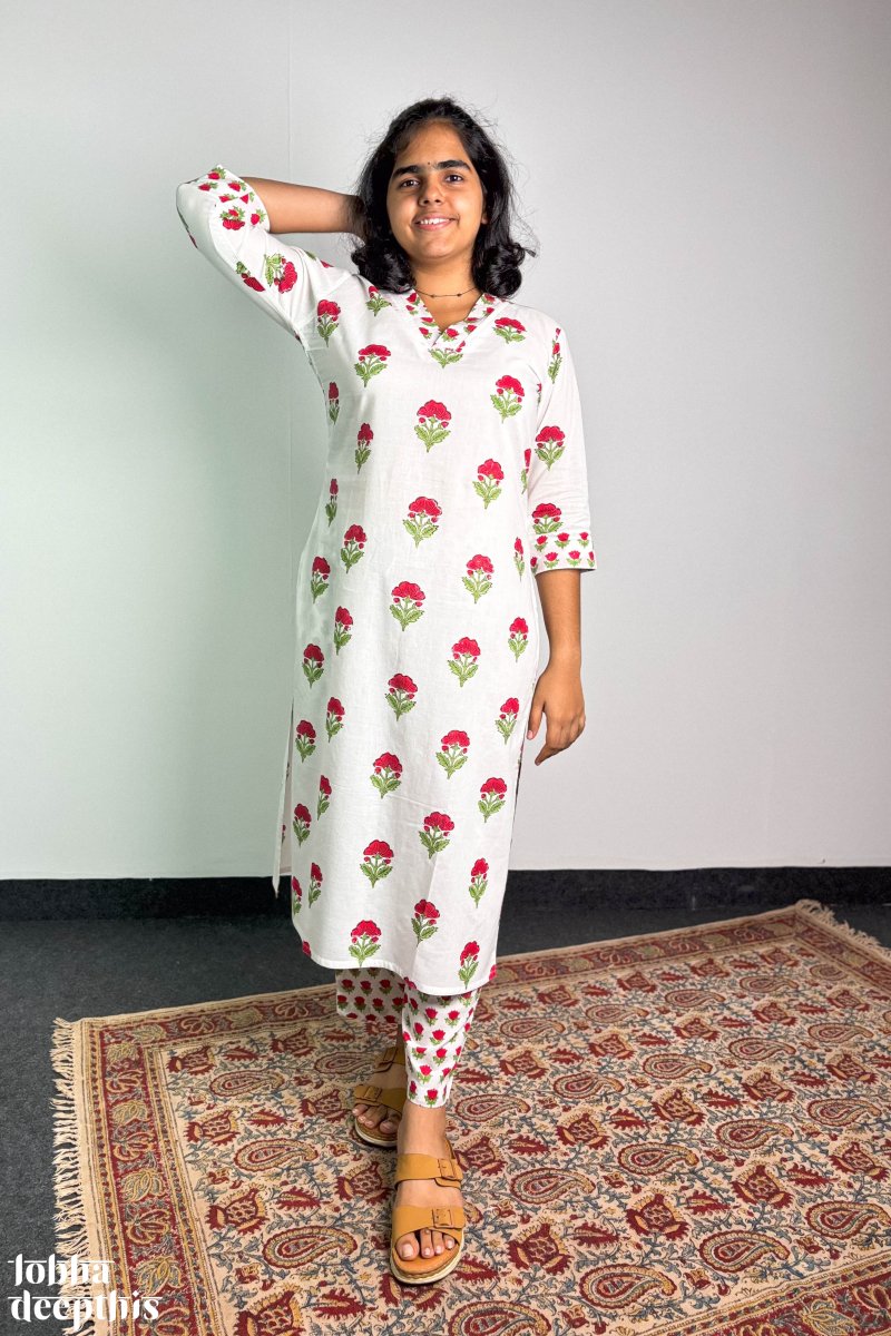 Winter Lilies Sanganeri Straight Kurta - Lobha Deepthis