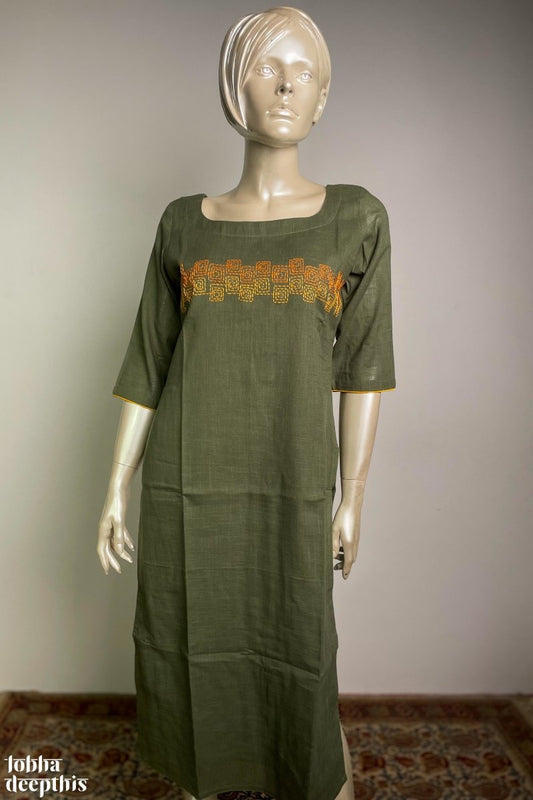 Aabhar: Pure Cotton Special Thread Work Green Kurta - Lobha Deepthis