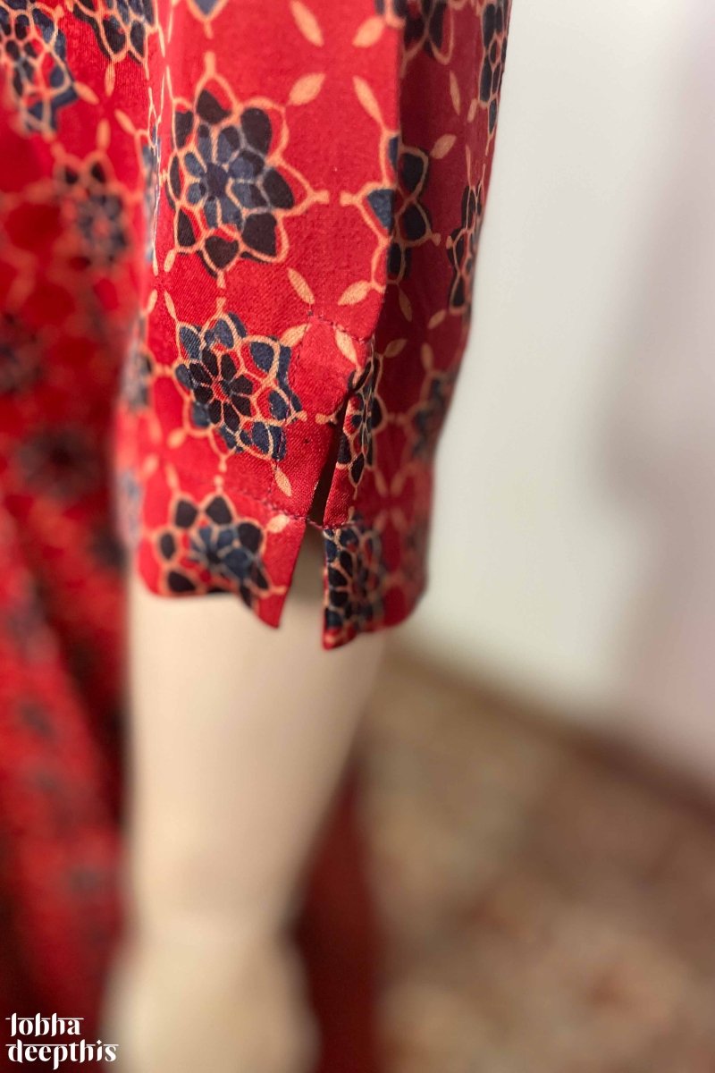 Red Slub Silk Pencil Pants – Lobha Deepthis
