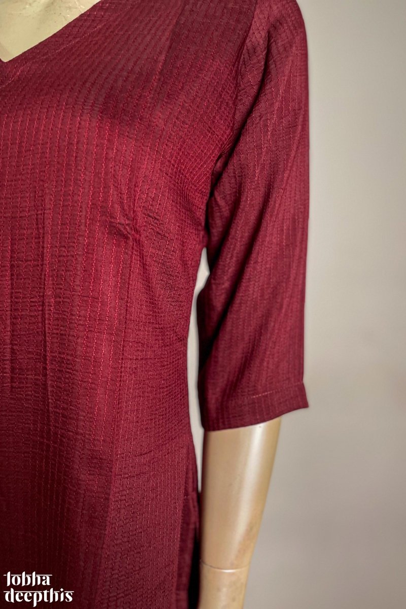 Tassel neckline V shape | Dress design patterns, Kurti neck designs,  Embroidery designs fashion