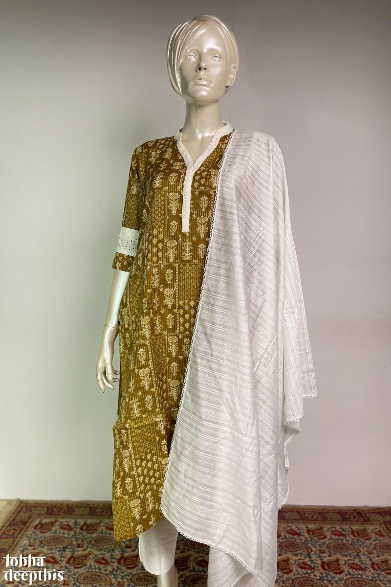 Ladyline White Beauty Hakoba Style Embroidered Lace Salwar Kameez Suit –  LadyLine