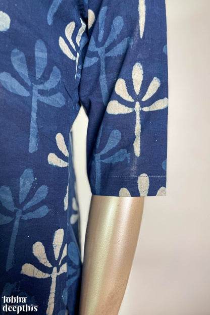 Leaves on Indigo Straight Kurta - Lobha Deepthis