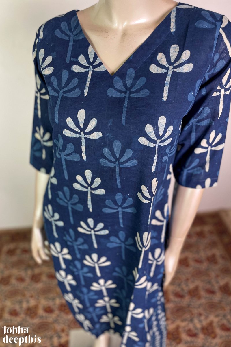 Leaves on Indigo Straight Kurta - Lobha Deepthis