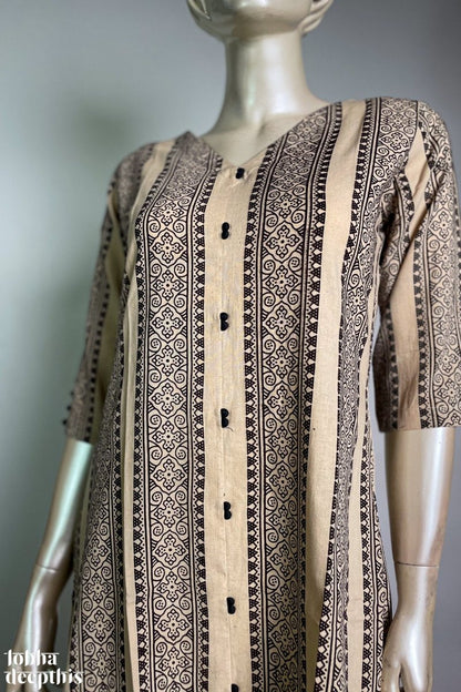 Mehndi Stripes Ivory Aline Kurta - Lobha Deepthis