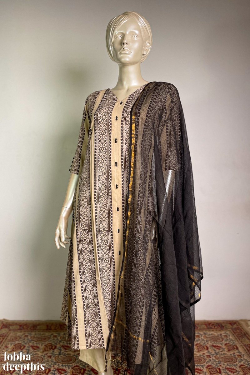 Mehndi Stripes Ivory Aline Kurta - Lobha Deepthis