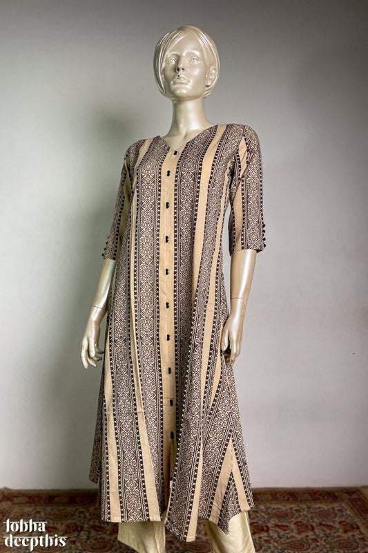 Mehndi Stripes Ivory Aline Kurta - Lobha Deepthis