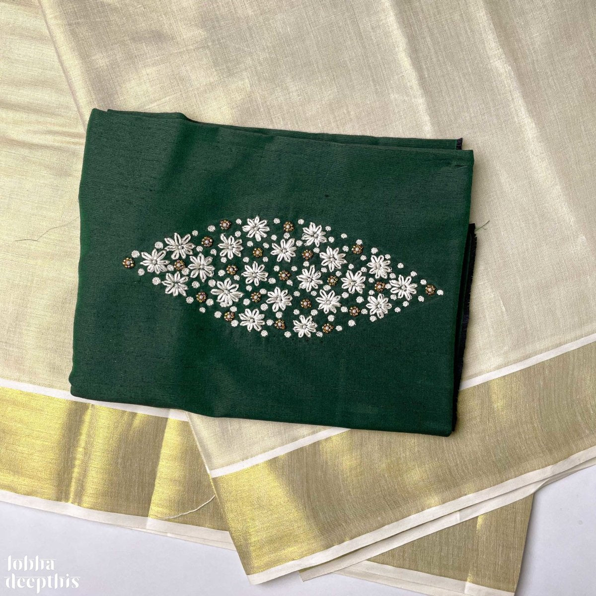 Buy SRI VIGNESH TEXTILES Kerala kasavu zari rich pallu saree at Amazon.in