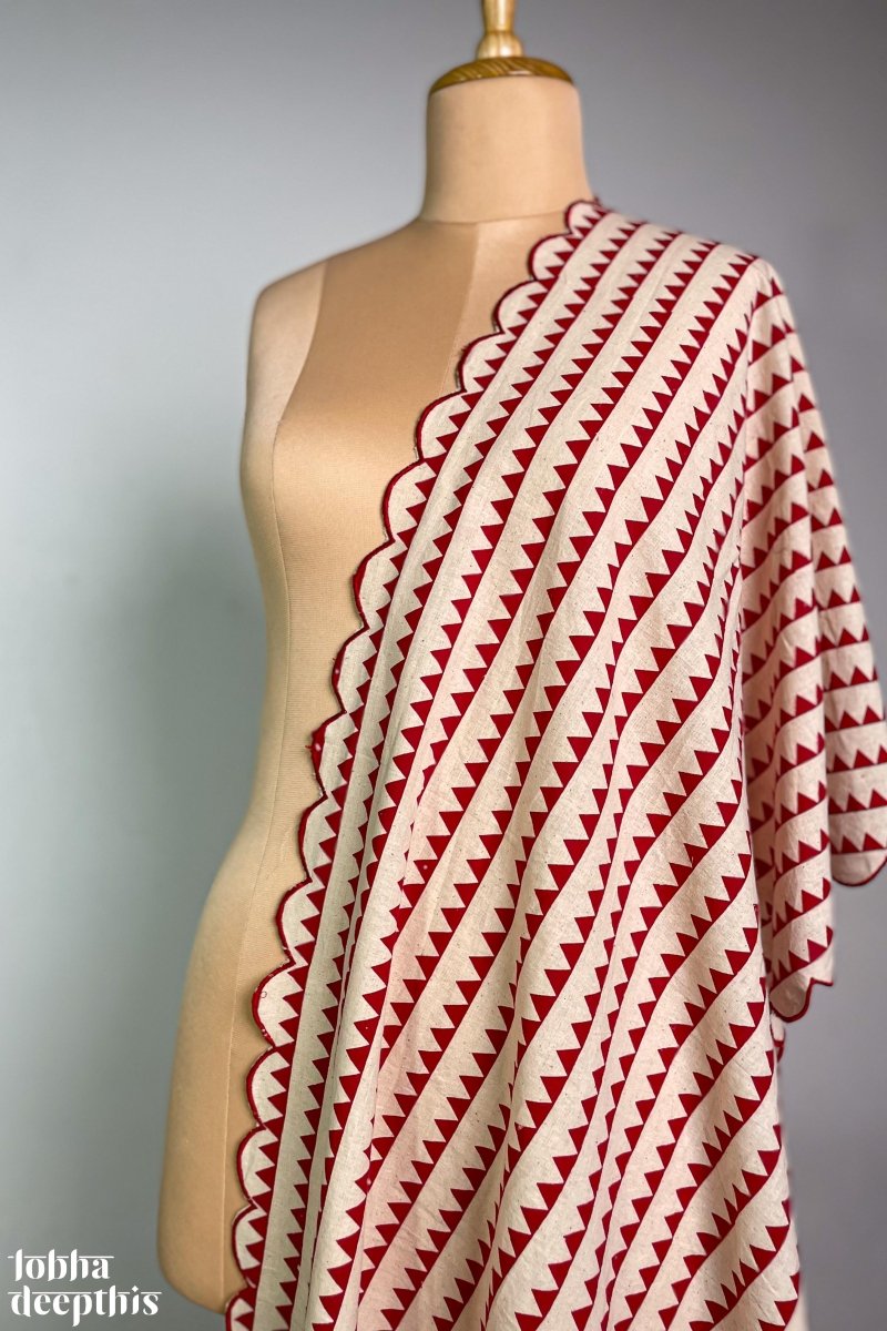 Red Triangle Stripes Cotton Scallop Dupatta - Lobha Deepthis