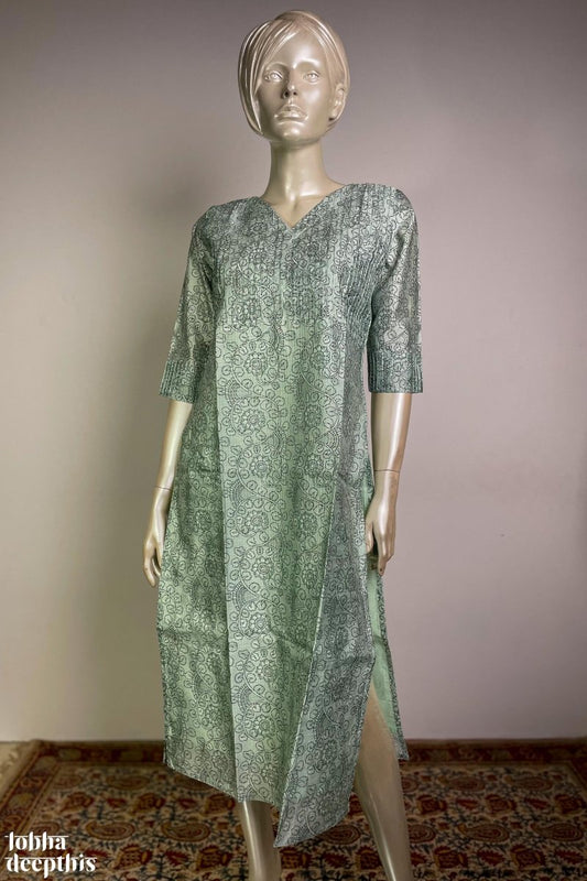 The Monsoon Pastels: Pista Green Pintuck Straight Kurta - Lobha Deepthis